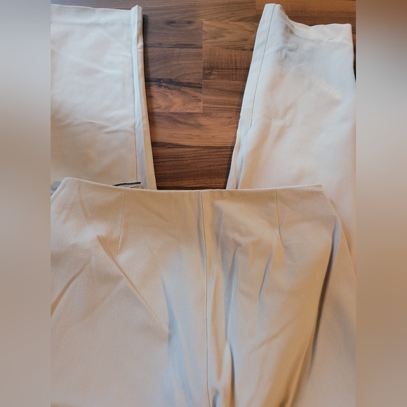The Limited Stretch khaki dress pants Size 6 - Picture 2 of 3